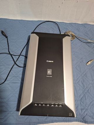 Escaner Canon CanoScan 5600F