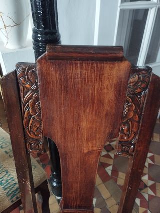 Sillas Art Decó con tapizado en saco.