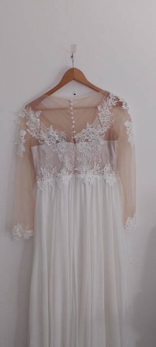 Traje niño beige T12/16 y vestido novia