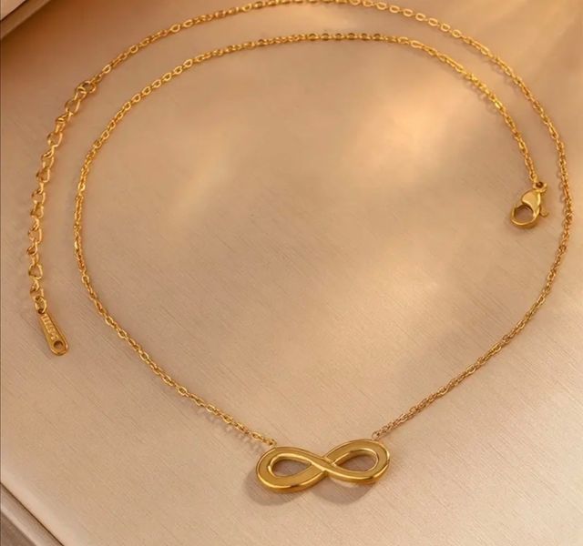 Conjunto collar y pulsera infinito