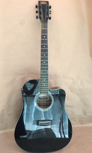 Guitarra Electroacústica - Cuerdas nuevas + funda