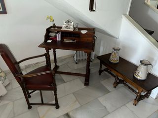 Escritorio Clásico Cuero y Madera