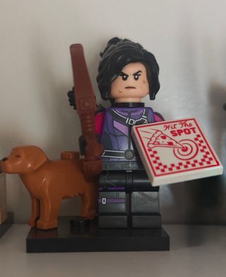 Minifigura Lego Kate Bishop totalmente original