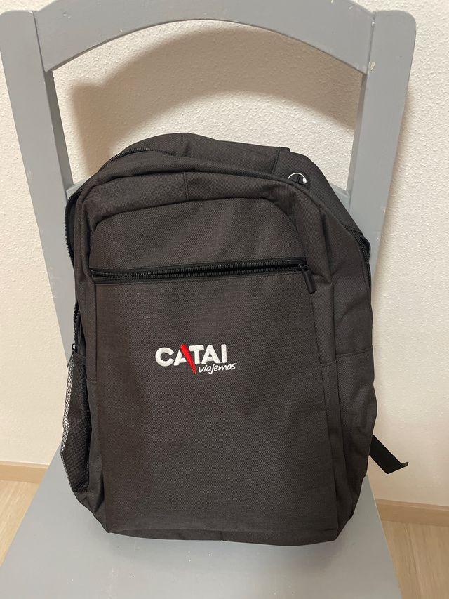 2MochilasCatai Viajemos + 2 Botellas + 2 etiquetas
