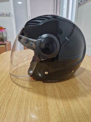 Casco Moto LS2 Airflow Negro Nuevo sin utilizar.