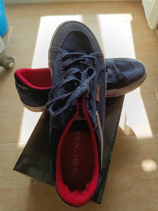 Zapatillas Dunlop Talla 42 Azul y Rojo