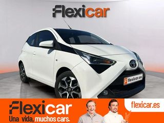Toyota Aygo 1.0 70 x-play