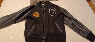 Chaqueta Beisbolera Carhartt Negra con Parches
