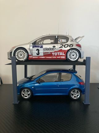 Espositore per modellini auto 1/18