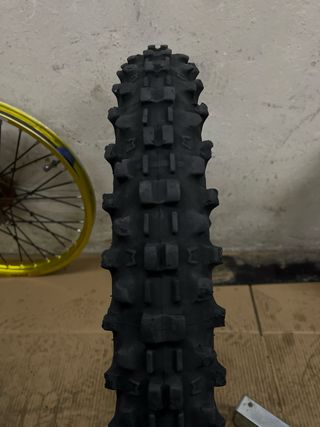 MICHELIN ENDURO MEDIUM 90 - 100 / 21