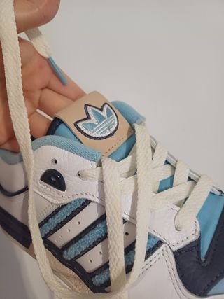 Adidas Rivalry Low Blancas y Azules