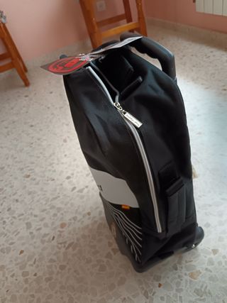 A ESTRENAR!! Mochila Oficial Real Madrid.Con carro