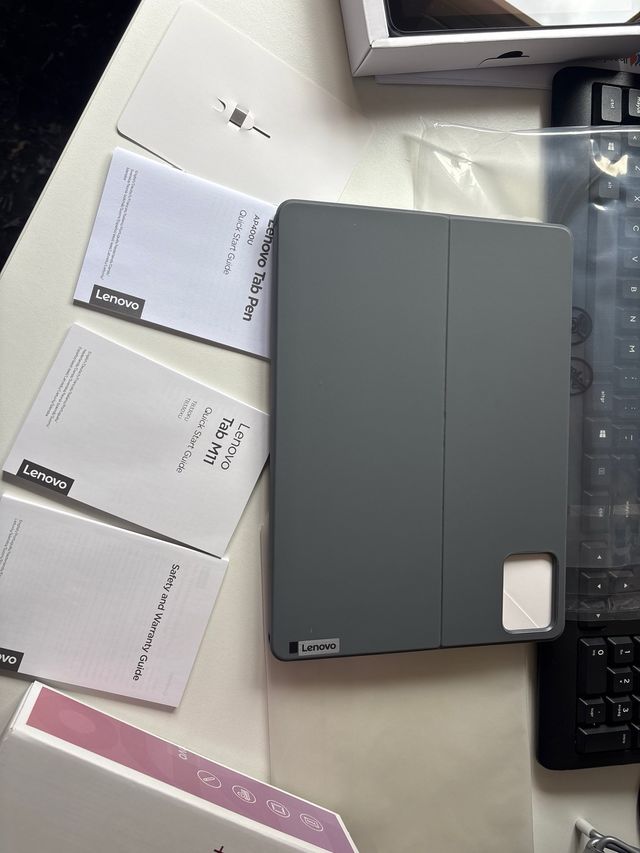 Lenovo Tab M11 con Lápiz y Funda, 3 años garantiad