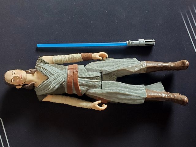 Figura Star Wars Hasbro de 30cm
