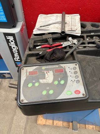 Equilibradora Beissbarth Microtec 825