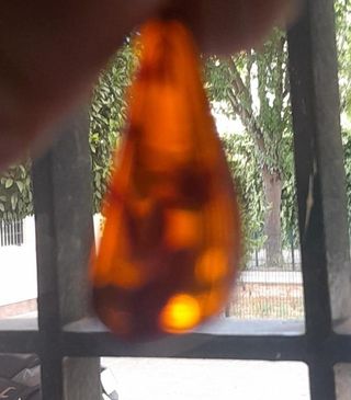 Colgante de ámbar báltico en engarce en oro 14k