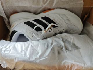 Zapatillas Adidas Ligera 8 balonmano nuevas