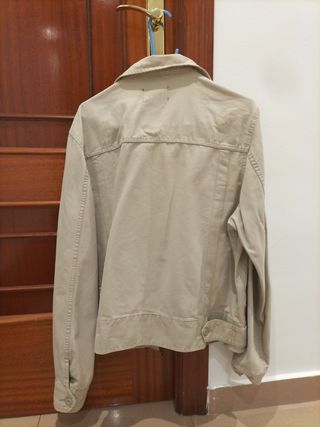 Cazadora Zara Beige Talla XL