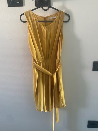 Vestito corto come nuovo