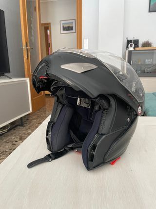 Casco de moto negro LS2
