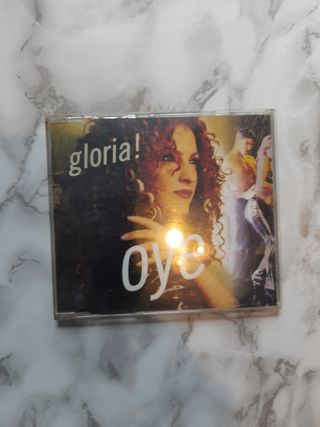 CD Gloria! Oye Latino
