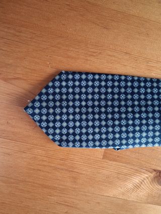 Corbatas y cinturón de piel