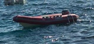 Barca-lancha neumática semirrígida