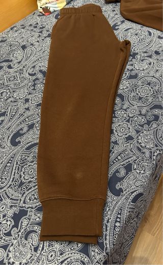 Conjunto Chándal Nike Marrón