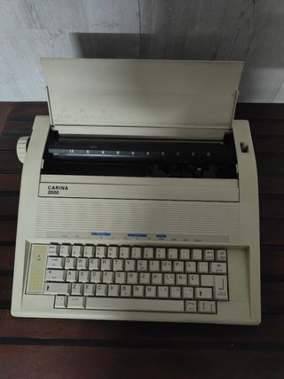 Maquina de escribir eléctrica