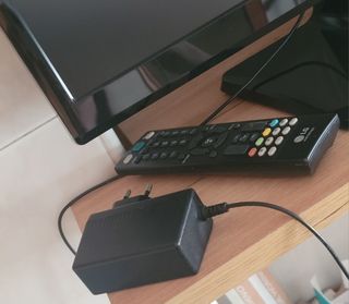 Televisor LG 22" Full HD