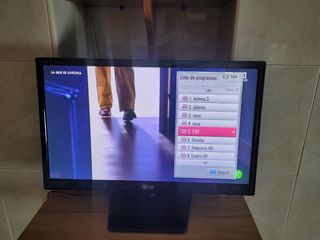 Televisor LG 22" Full HD