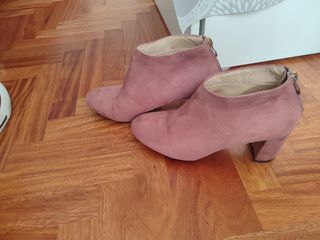 Botines rosas con cremallera