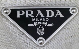 Pantalón corto Prada Beige original