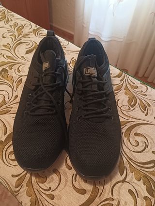 Zapatillas seguridad puntera hierro Talla 43.5