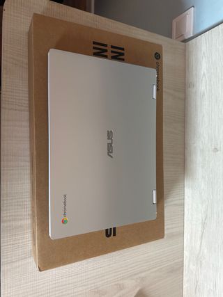 Chromebook ASUS como nuevo