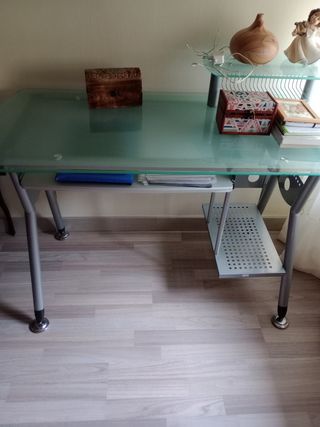 Mesa escritorio cristal mate