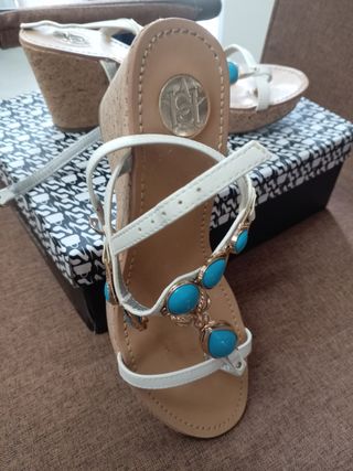 Sandali zeppa turchesi bianchi