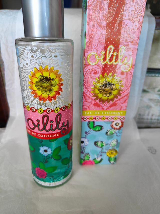 Oilily Eau de Cologne Botella y Caja
