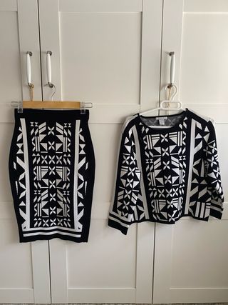 Conjunto Jersey y Falda Geométrico Talla S