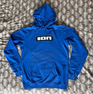 Sudadera ION azul con logo estampado 