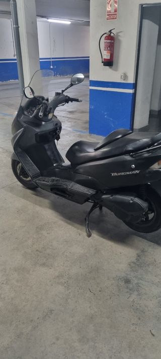 Suzuki Burgman 125 Negra