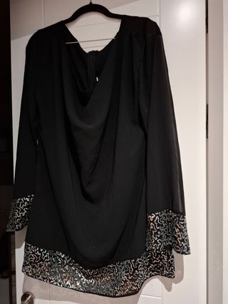 Vestido fiesta lentejuelas negro y plata
Talla Xl