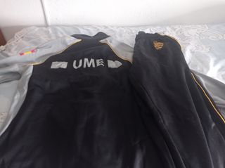 Abbigliamento sportivo UME