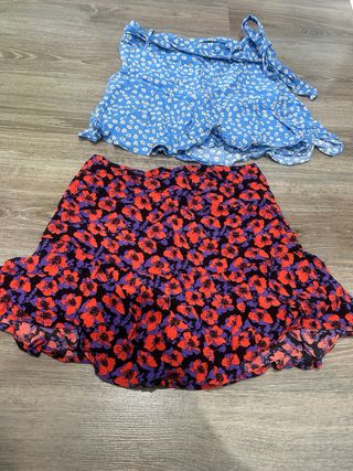 Falda bermuda florales Zara y Stradivarius talla S