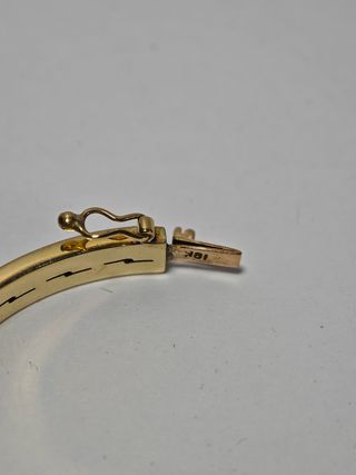 pulsera rigida de oro de primera ley