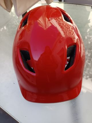 Patinete Oxelo, casco y protecciones 