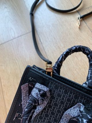 Bolso Carolina Herrera Chic mini La Plata