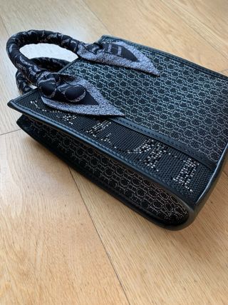 Bolso Carolina Herrera Chic mini La Plata