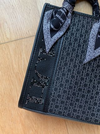 Bolso Carolina Herrera Chic mini La Plata