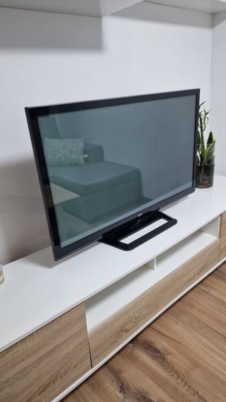 TV LG 42 Negra - A Reparar, No video solo audio.